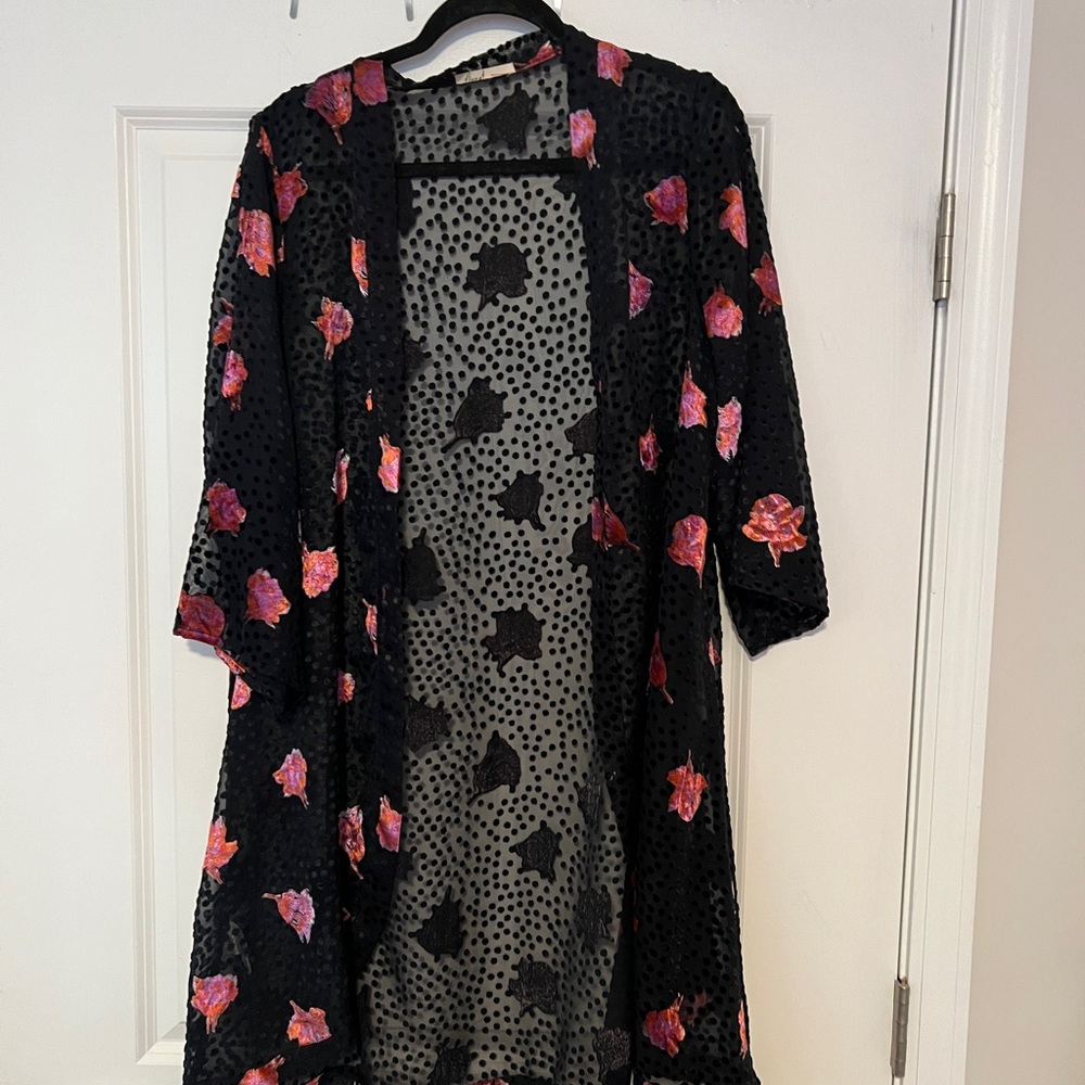 Black Floral Kimono Robe